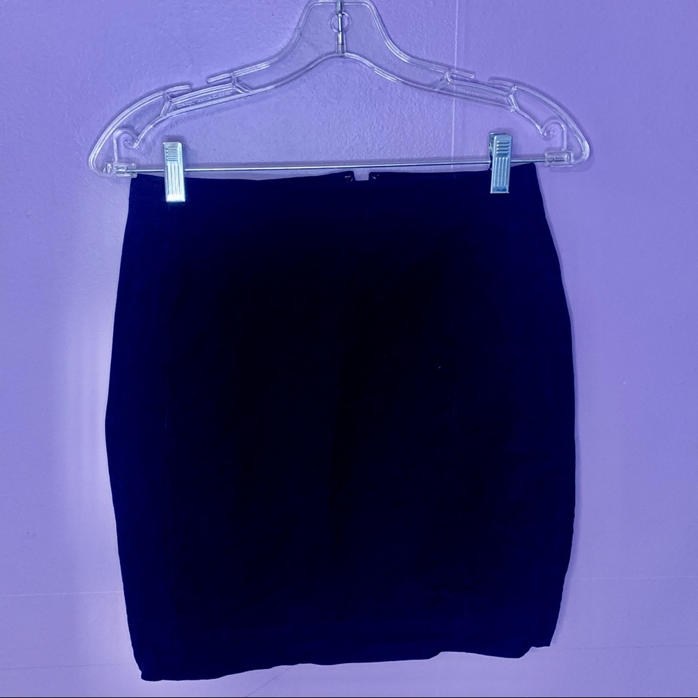 3/$20 Sale! Banana Republic Petite Black Mini Skirt